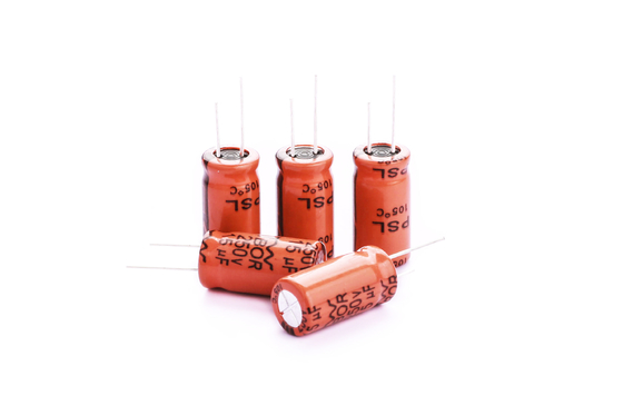 高いさざ波の現在の電気分解コンデンサー15uf 250vのスナップ