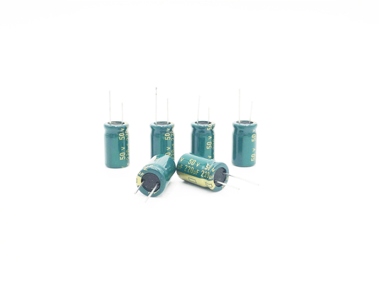 10X16mm LEDライト コンデンサー220UF50Vのアルミニウム電気分解コンデンサー