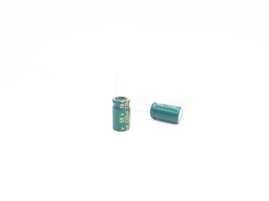 10X16mm LEDライト コンデンサー220UF50Vのアルミニウム電気分解コンデンサー