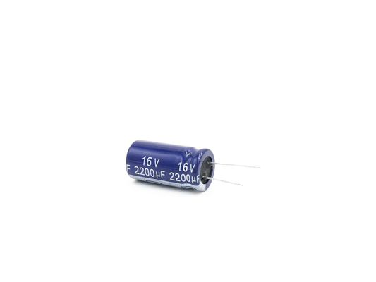 高周波低いESRのアルミニウム電気分解コンデンサー2200UF16V 13X25mm