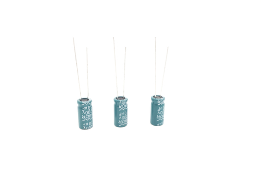 CFLの放射状の電気分解コンデンサー47UF250V 13X25mm 20%の許容