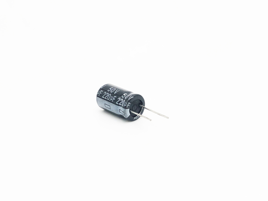 SMR 220UF 50Vの放射状アルミニウム電気分解コンデンサー10X17MM