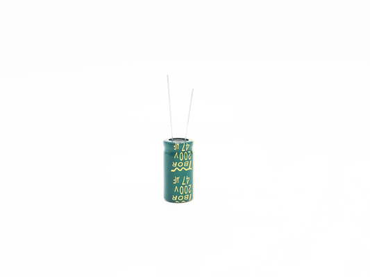 高周波低いESRの電気分解コンデンサー47UF200V 13x25MM