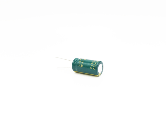高周波低いESRの電気分解コンデンサー47UF200V 13x25MM
