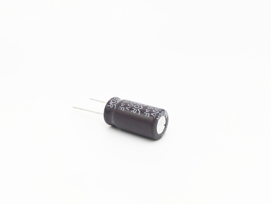 5.6UF400V高いさざ波の現在のコンデンサー コンデンサー8000時間の長い生命CFL