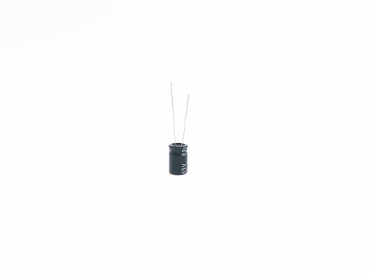 ISO14001ミニチュア コンデンサー47UF 63V 8X12MMのAlの電気分解コンデンサー