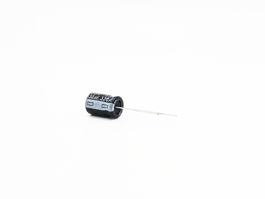 TW BORのミニチュア コンデンサー330UF35V 10X15mmの放射状の電気分解コンデンサー