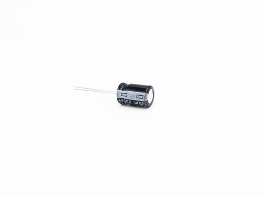 TW BORのミニチュア コンデンサー330UF35V 10X15mmの放射状の電気分解コンデンサー