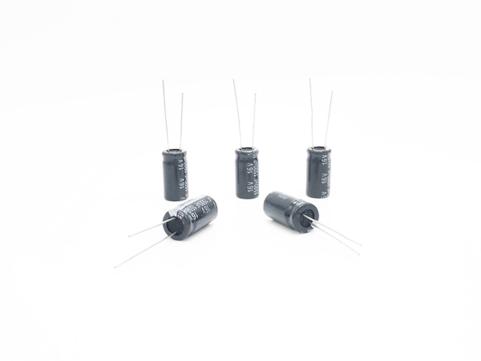 ミニチュア放射状アルミニウム電気分解コンデンサー1500UF 16V