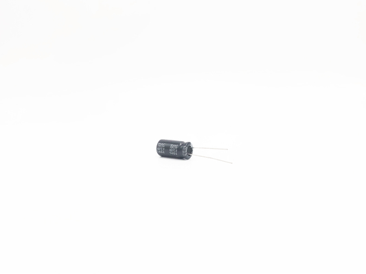 ミニチュア放射状アルミニウム電気分解コンデンサー1500UF 16V