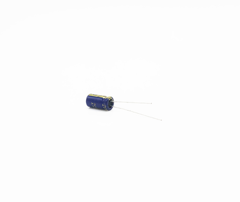 1UF 400V低いESRのアルミニウム電気分解コンデンサー8x10mmの放射状のものの鉛