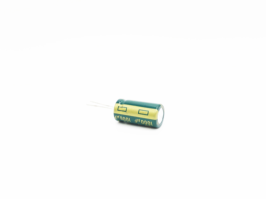 高いVoltagのアルミニウム電気分解コンデンサー1000UF 50V RoHS LEDライト