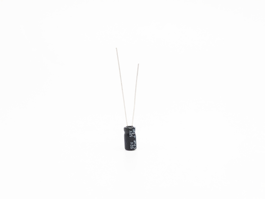 2000時間は生命放射状の鉛のタイプ コンデンサー4.7UF 50V 5x11mmに荷を積む