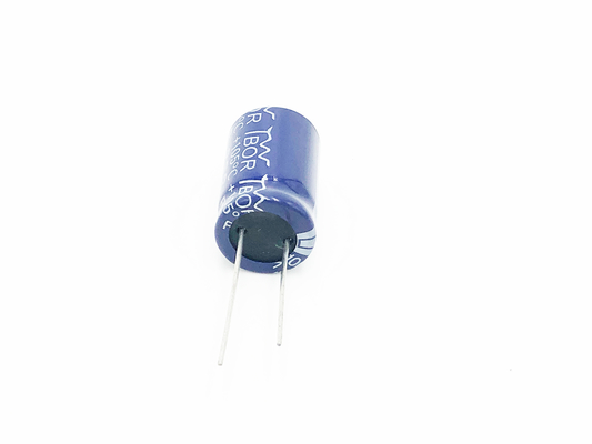 13x30mmの高周波電気分解コンデンサー3300uf 16vのコンデンサー