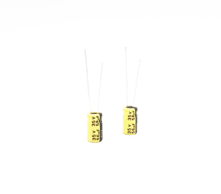 56UF35V SMTの電気分解コンデンサー6.3x11mmの高温電気分解コンデンサー